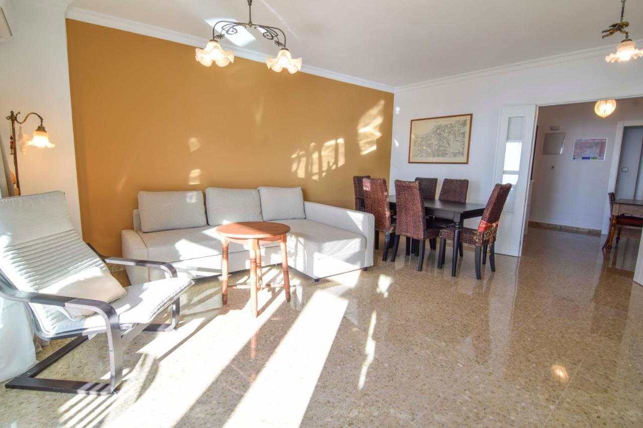 P&P Apartamentos Paseo Maritimo Pablo Ruiz Picasso Malaga Luaran gambar
