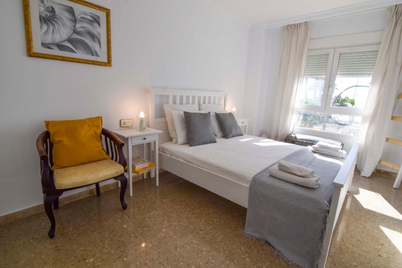 P&P Apartamentos Paseo Maritimo Pablo Ruiz Picasso Malaga Luaran gambar