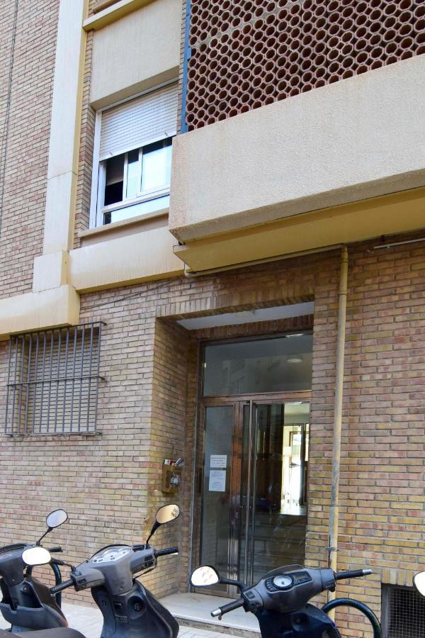 P&P Apartamentos Paseo Maritimo Pablo Ruiz Picasso Malaga Luaran gambar