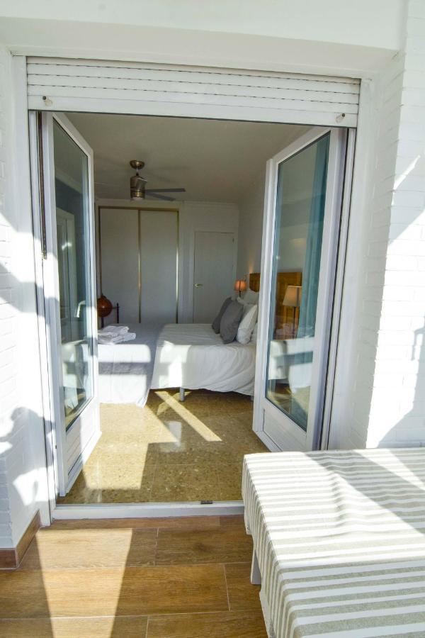 P&P Apartamentos Paseo Maritimo Pablo Ruiz Picasso Malaga Luaran gambar