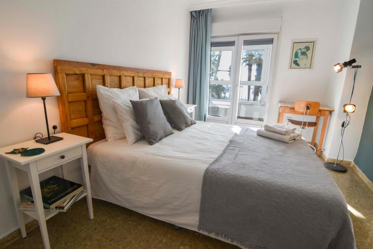 P&P Apartamentos Paseo Maritimo Pablo Ruiz Picasso Malaga Luaran gambar