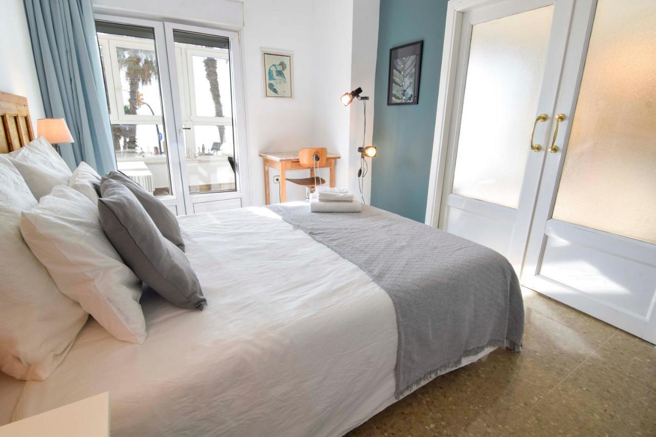 P&P Apartamentos Paseo Maritimo Pablo Ruiz Picasso Malaga Luaran gambar